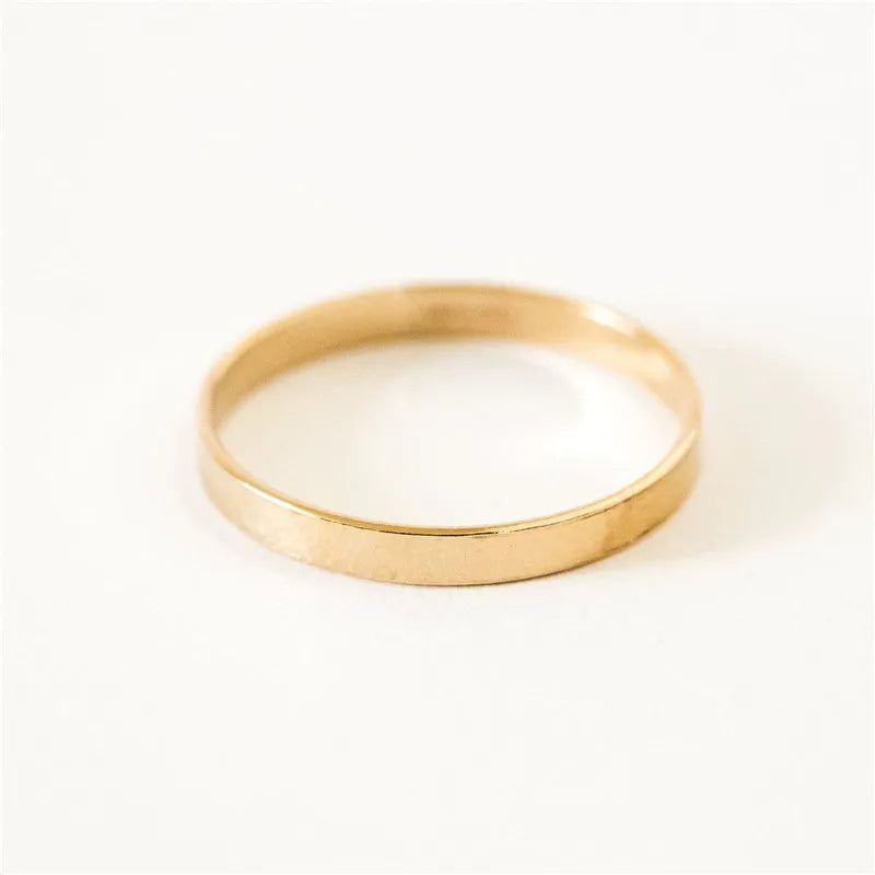 Anillo Banda Plana Dorada Boho