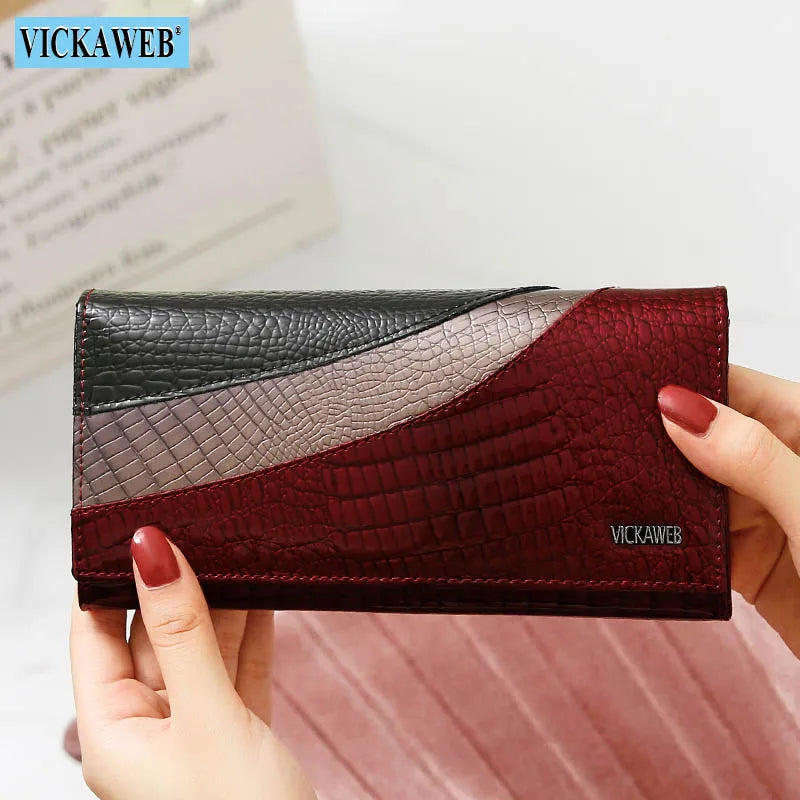 Cartera Larga de Cuero Vacuno con Textura Cocodrilo