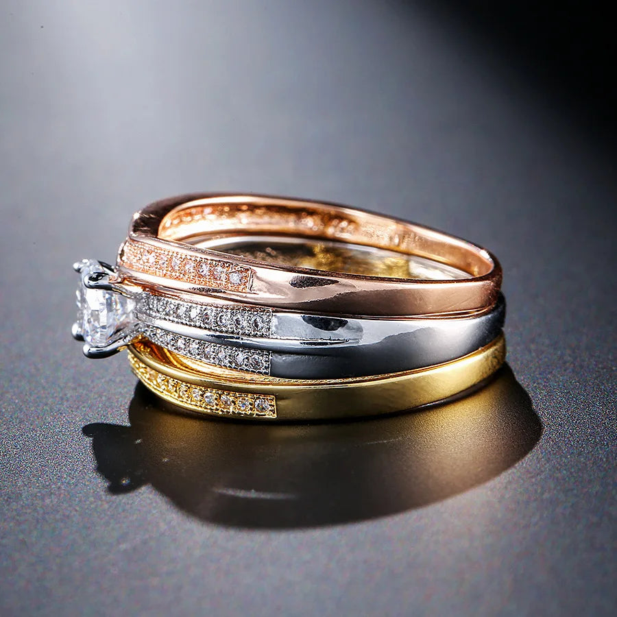 Conjunto de 3 Anillos de Oro 18K con Diamante