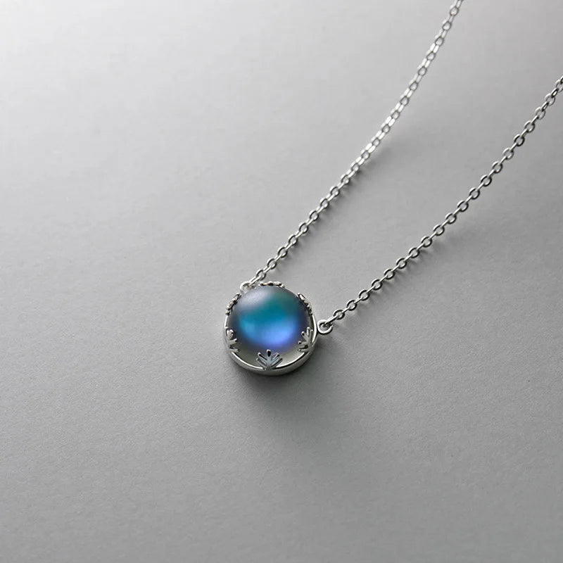 Collar Ajustable con Piedra Redonda
