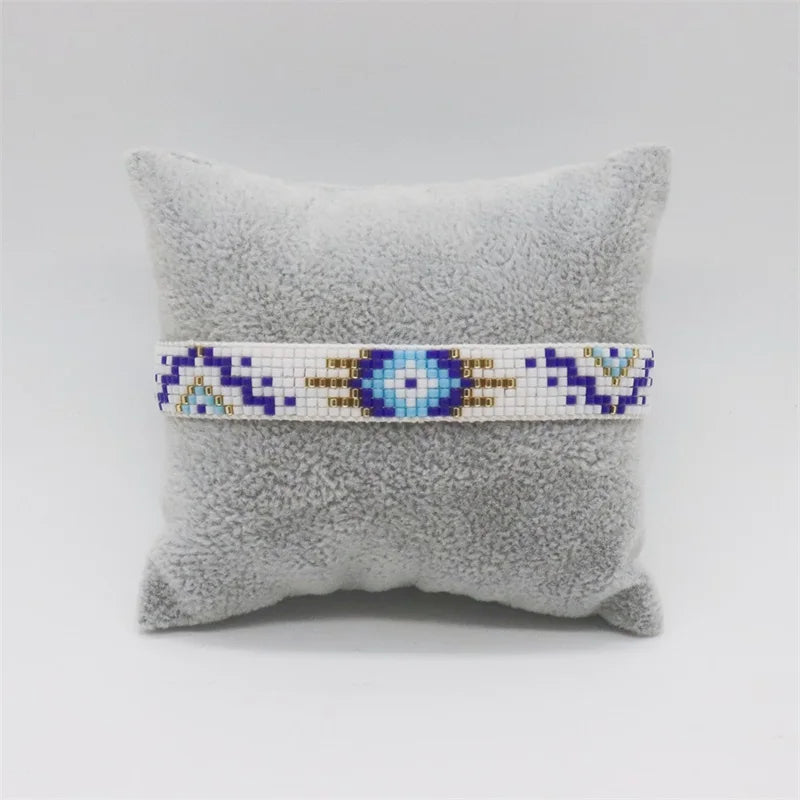 Pulsera Miyuki Tejida a Mano Estilo Bohemio