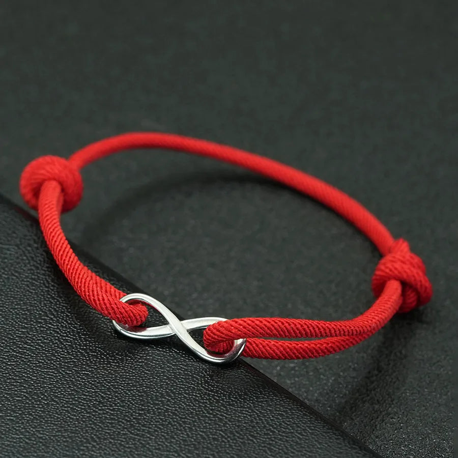 Pulsera Minimalista de Cordón Ajustable