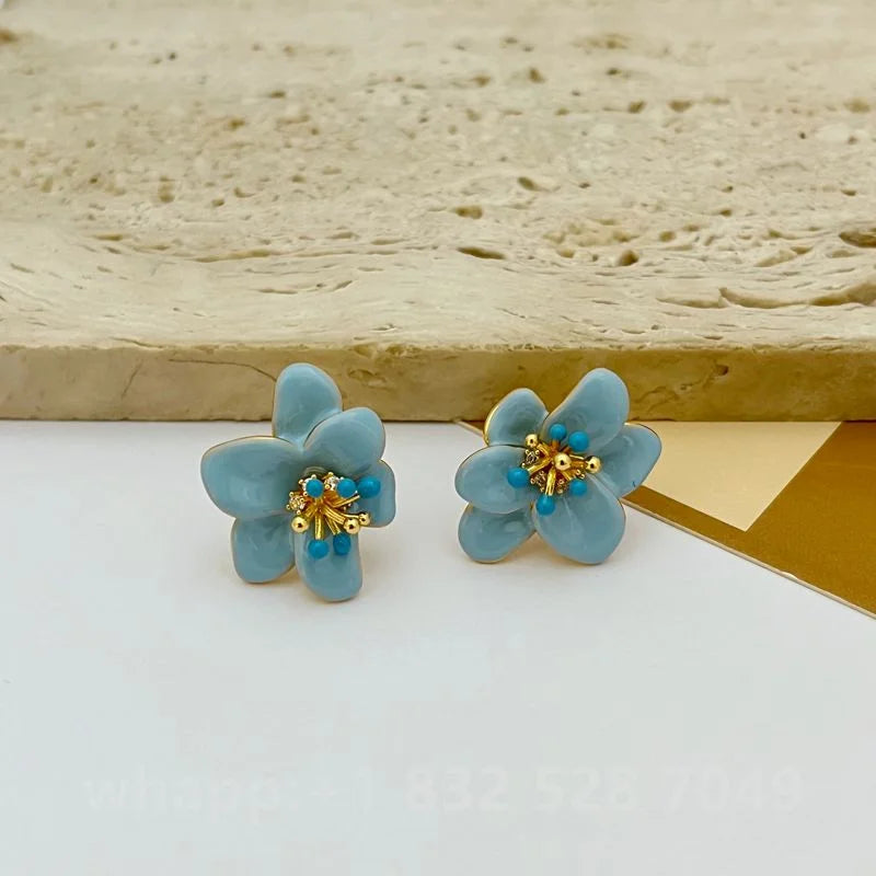 Aretes Tipo Botón con Zirconia para Mujer