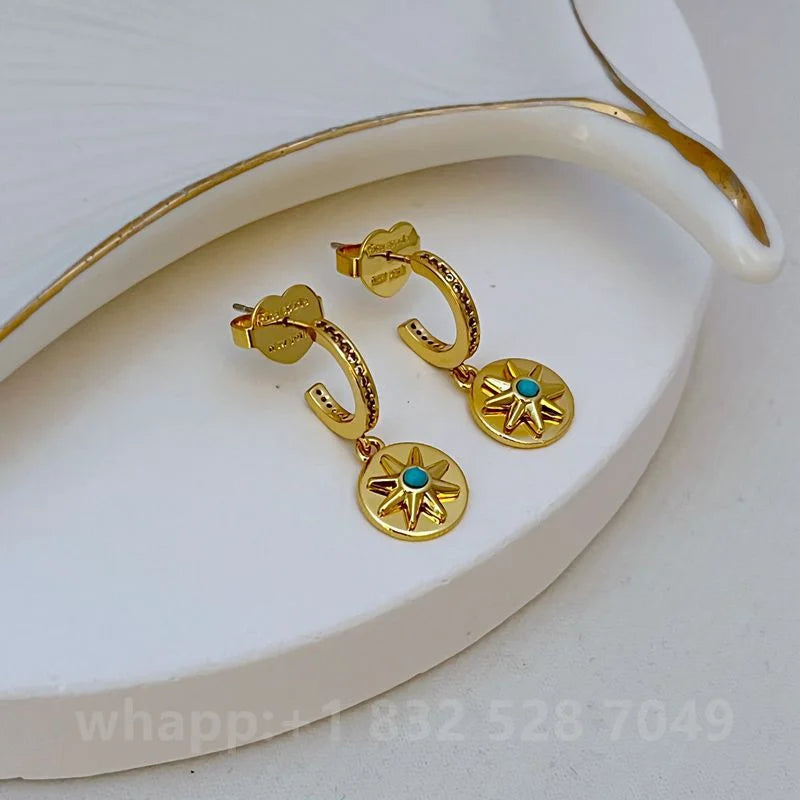 Aretes Tipo Botón con Zirconia para Mujer
