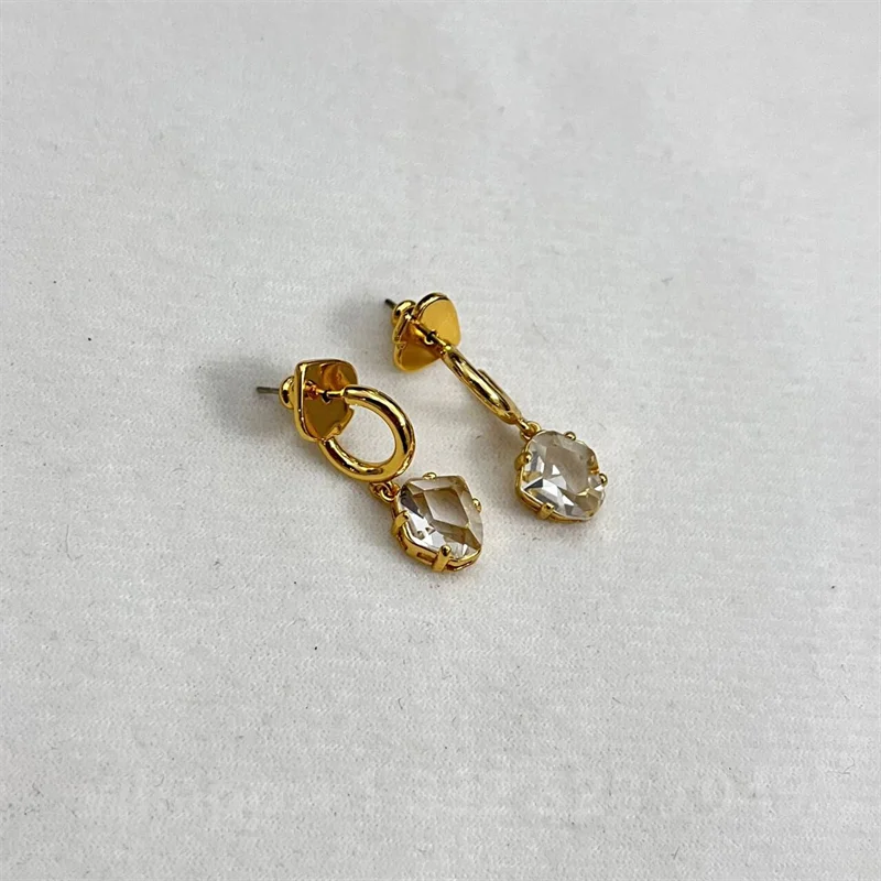 Aretes Tipo Botón con Zirconia para Mujer