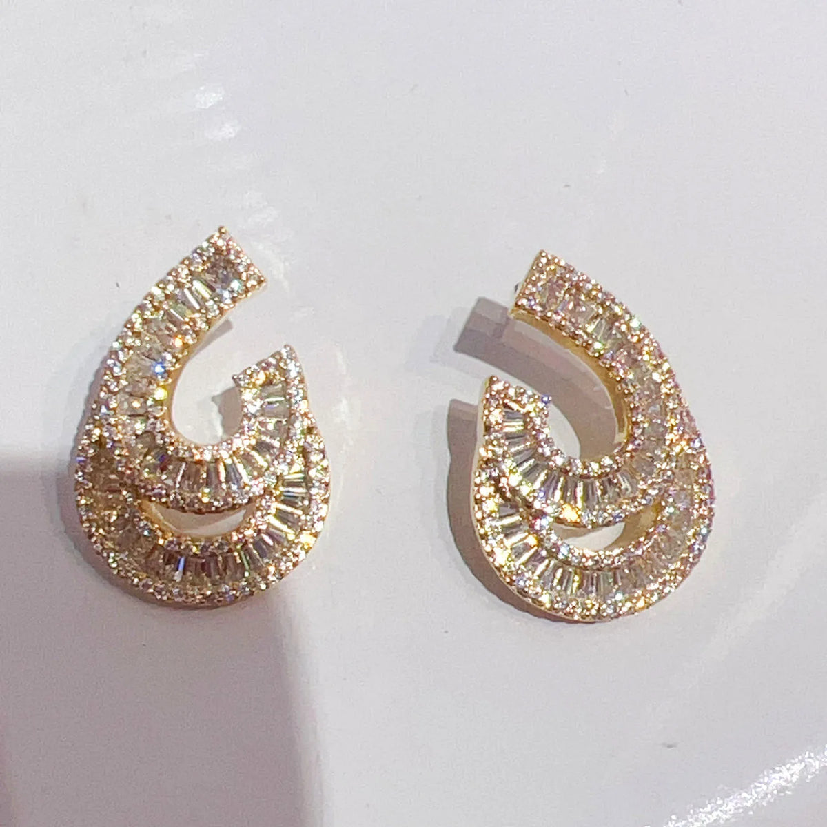 Aretes Tipo Botón con Zirconia Cúbica