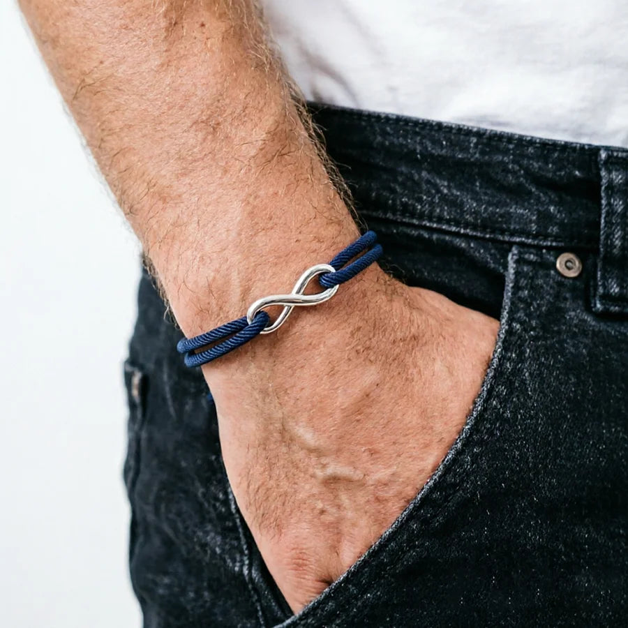 Pulsera Minimalista de Cordón Ajustable