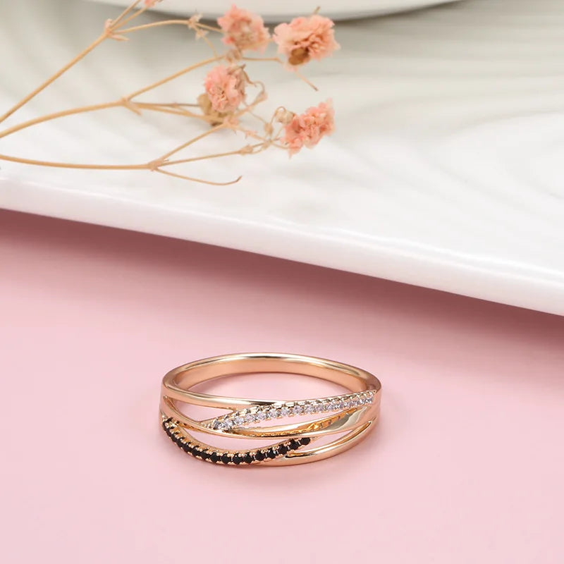 Anillo de Oro Rosa 18K con Diamante Natural