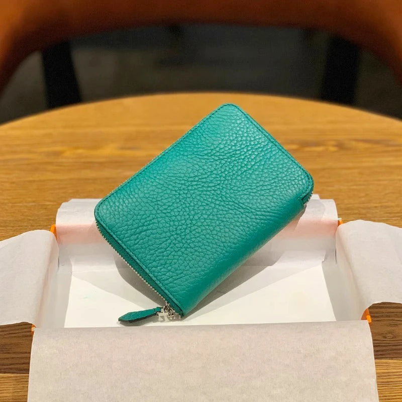 Cartera Minimalista de Cuero Vacuno con Cremallera
