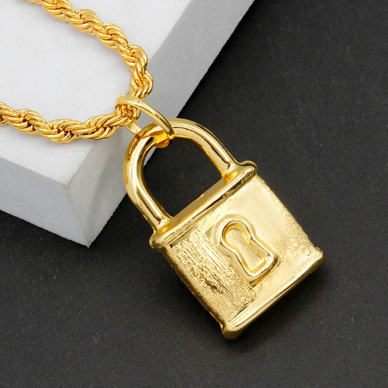 Conjunto de Joyería Dorada Chapada en Oro 24K