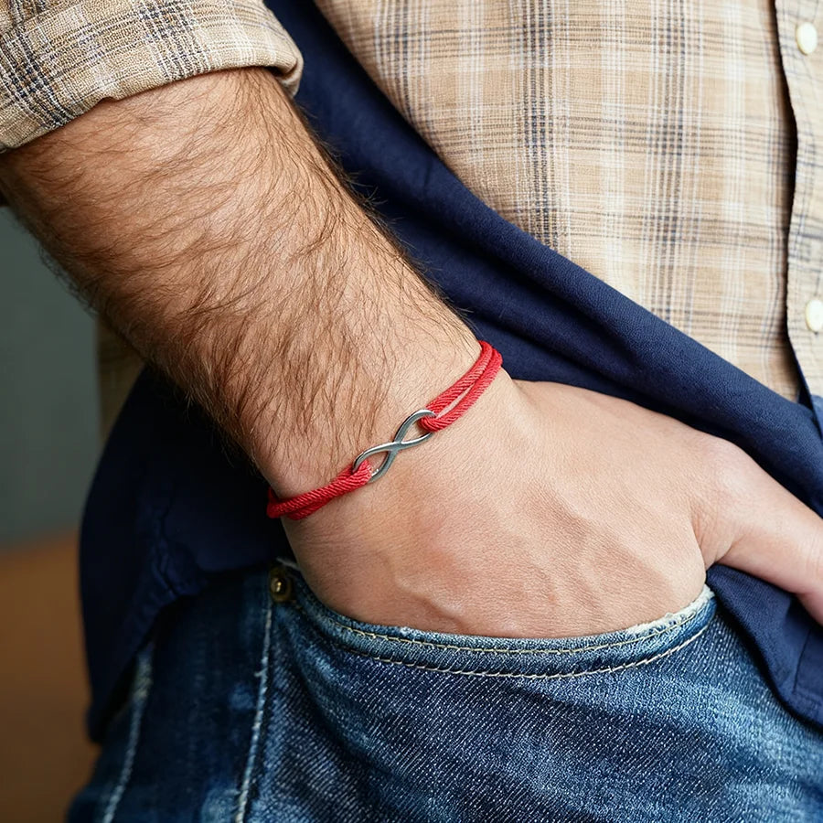 Pulsera Minimalista de Cordón Ajustable