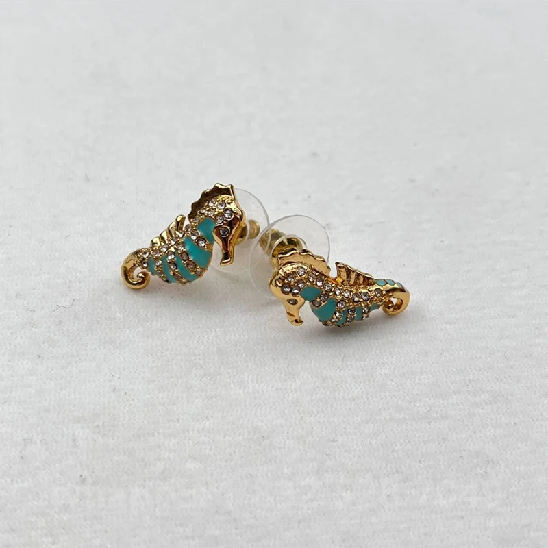 Aretes Tipo Botón con Zirconia para Mujer