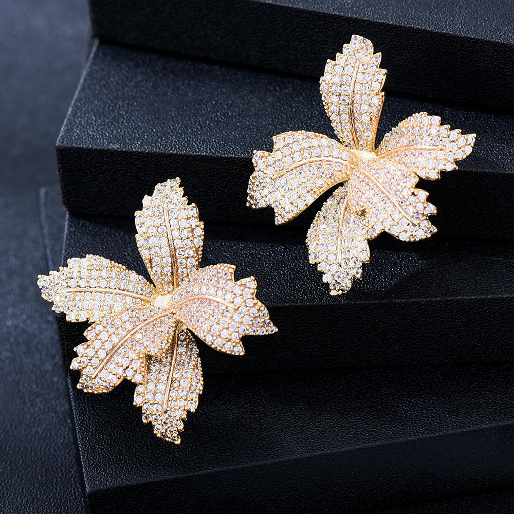 Aretes Tipo Botón GODKI con Zirconia Cúbica