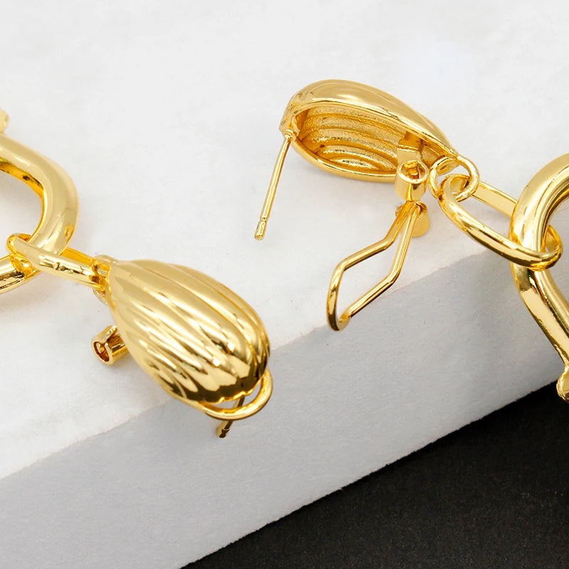 Conjunto de Joyería Dorada Chapada en Oro 24K