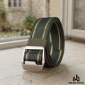 Cinturón de lona verde militar con franjas beige